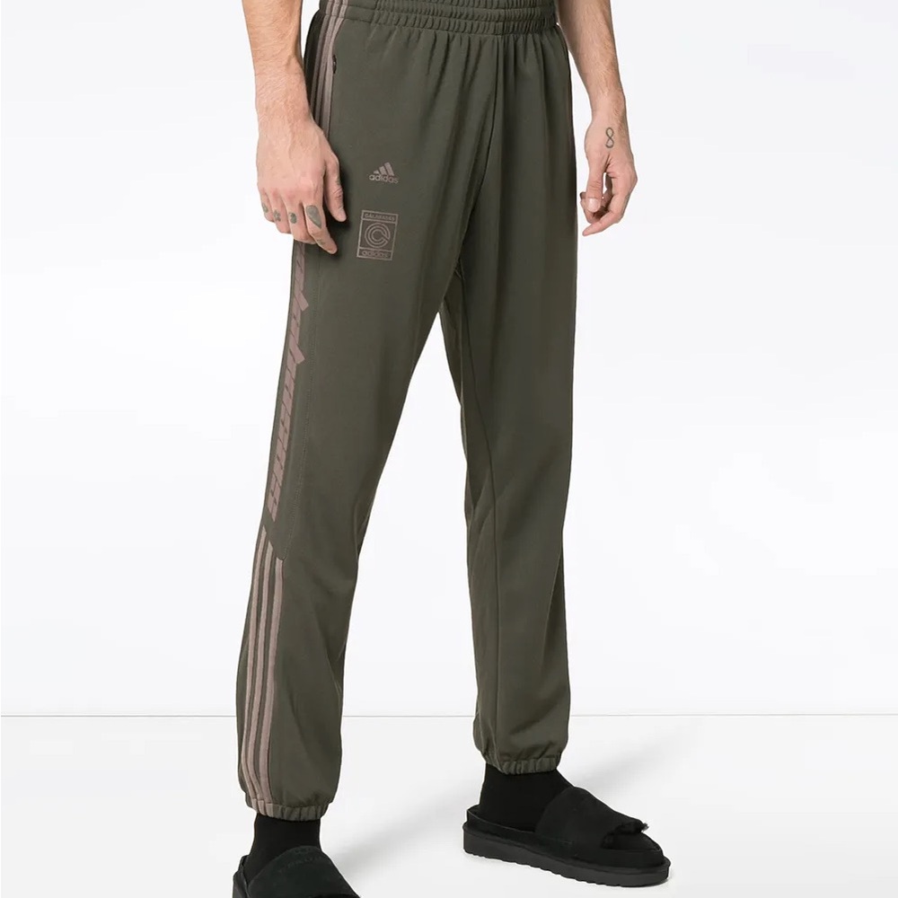Adidas Men's Dark Green Joggers